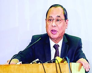 Gross injustice, cries woman as SC panel gives CJI clean chit