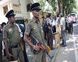 Gunmen fire on buses carrying Muslim Sri Lankan voters