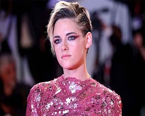 He's the only guy that could play the part: Kristen Stewart on Robert Pattinson's Batman role