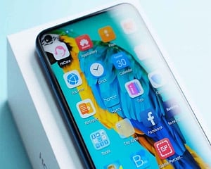 Honor 20 Pro coming with punch-hole display