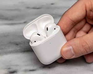 Icon for noise cancelling AirPods spotted in iOS 13.2 beta
