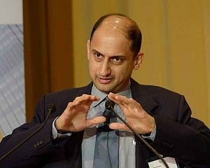 Indian govt needs to undertake heavy disinvestment prog: former RBI Dy Gov