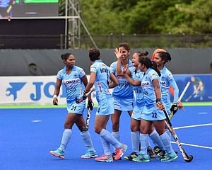 Indian women's hockey team leaves for FIH Women's Series Finals