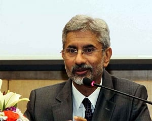 Jaishankar calls on Nepal President