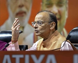 Jaitley wonders how Rahul could damage Modi's image