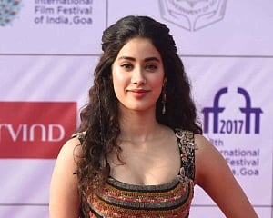 Janhvi to star in Karan Johar's 'Gunjan Saxena - The Kargil Girl'