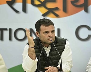 Jawans don't get 'martyr status', Anil Ambani gets 30,000 cr in Modi's  New India: Rahul