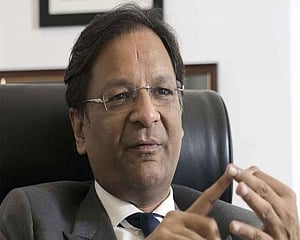 Jet failure a 'wake up call'; part of blame at doorstep of policymakers: Ajay Singh