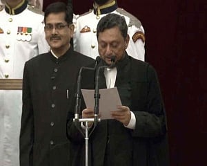 Justice Bobde takes oath as 47th CJI