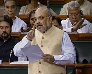 K'taka BJP leaders meet Shah to discuss govt formation