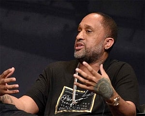 Kenya Barris locks first Netflix series, will star opposite Rashida Jones