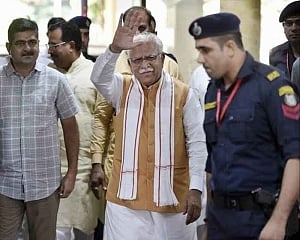 Khattar elected as BJP's legislative party leader; party promises 'stable' regime in Haryana