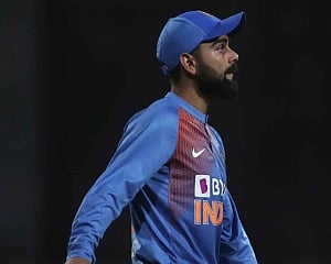 Kohli reprimanded for inappropriate shoulder contact with SA player