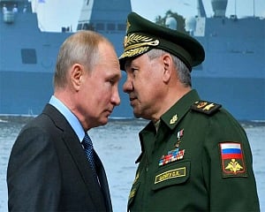 Kremlin says details of deadly sub fire 'state secret'