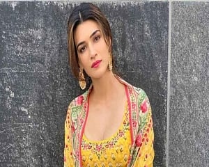 Kriti Sanon to reunite with Akshay Kumar for 'Bachchan Pandey'