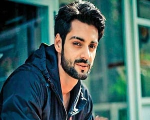 Lara Dutta a beauty with brains: Karan Wahi