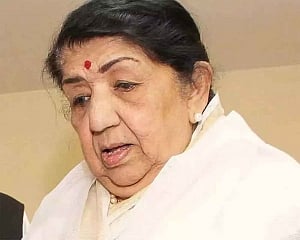 Lata Mangeshkar doing 'much better': Family