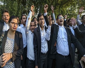 Lawyer-Police clash: Delhi HC says no need to clarify Nov 3 order, it is self explanatory