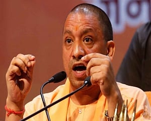 Main accused of Sonbhadra clash has SP links: Adityanath