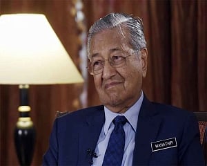 Malaysian PM hopes India, Pak would exercise 'utmost restraint' to prevent further escalation