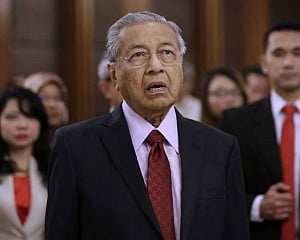 Malaysian PM warns Philippines against foreigner influx