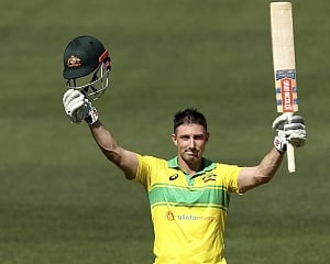 Marsh fires Australia to 298/9