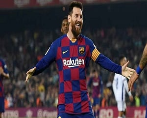 Messi fit and firing in Barca demolition of Valladolid