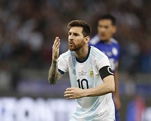 Messi rescues Argentina as Paraguay pay penalty