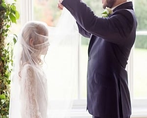 Mexico moves toward total ban on underage marriage