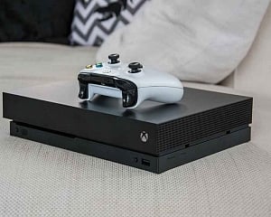 Microsoft gives glimpse of new Xbox console