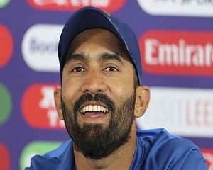 Middle-order overhaul on cards; could be end of road for Kedar, Karthik