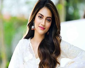 Mimi supports friend Nusrat's lifestyle choices