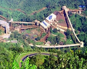 Mines tribunal stays K’taka Govt order that bars NMDC from mining