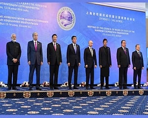 Modi-Imran exchange pleasantries during SCO Summit in Bishkek