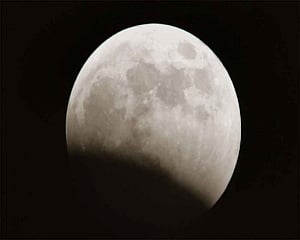 Moon is much older than previously thought: Study