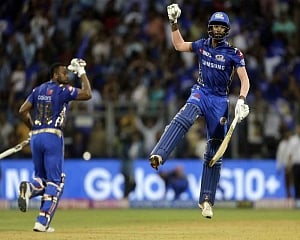 Mumbai Indians beat SRH in Super Over, qualify for playoffs