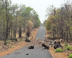 Maharashtra: 15 security personnel injured in Naxal blast