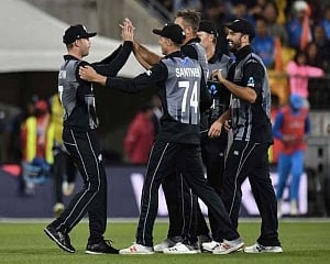 New Zealand win toss, elect to bat against India in 2nd T20