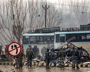 No mention of any link between Masood Azhar with Pulwama attack in India's dossier: Pak