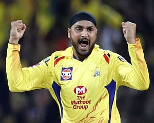 No one complains when so many runs are scored: Harbhajan