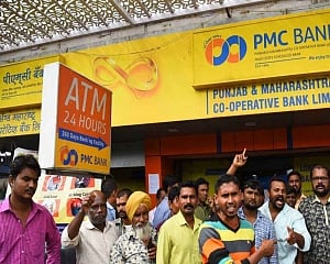 Omission of irregularities in PMC bank working will be probed: Mumbai police chief