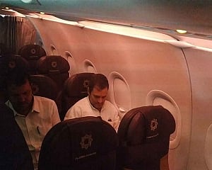 Opposition delegation boards flight to Srinagar