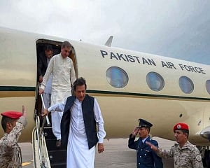 Saudi Crown Prince Salman "snubbed" Pak PM Imran, recalled his private jet from US: Report