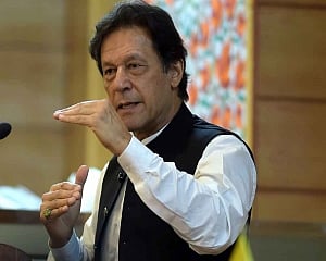 Will raise Kashmir issue at every international forum: Pak PM Imran