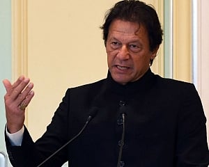 Pak PM Imran seeks actionable intelligence over Pulwama attack, warns against retaliatory action