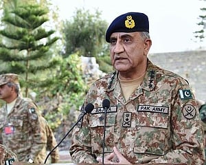 Pakistan Army prepared to 'go to any extent' to help Kashmiris: Gen Bajwa