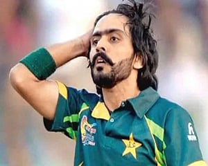 Pakistan recalls batsman Fawad Alam after 10 years