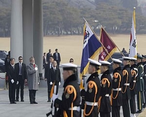 PM Modi visits National Cemetery in Seoul, pays homage to fallen soldiers