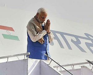 PM unveils electric locomotive in Varanasi