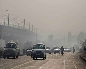 Pollution levels drop marginally due to wind, but air quality remains in 'severe quality'